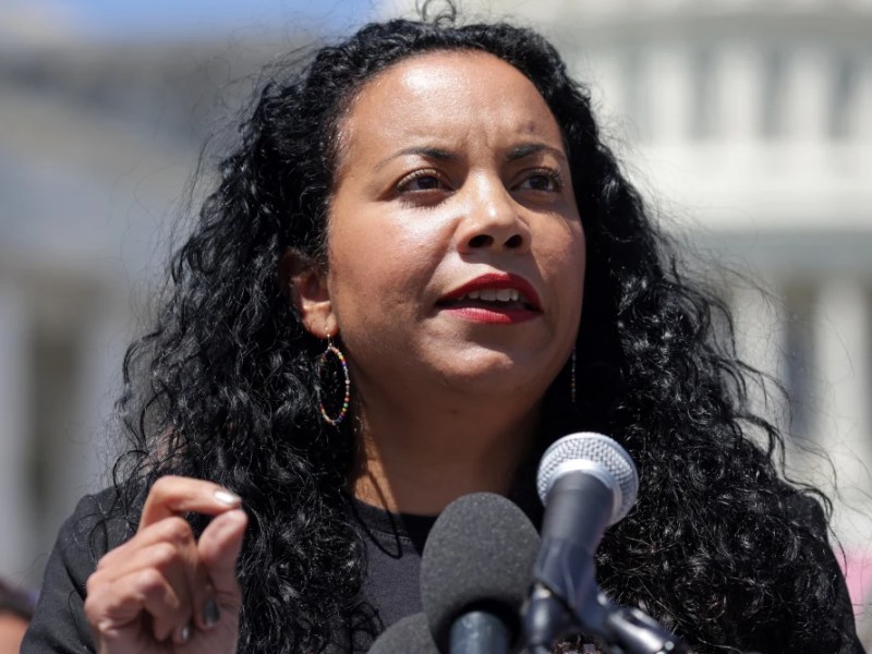 Steve Kornacki: Democratic primary season kicks off with an anti-establishment earthquake