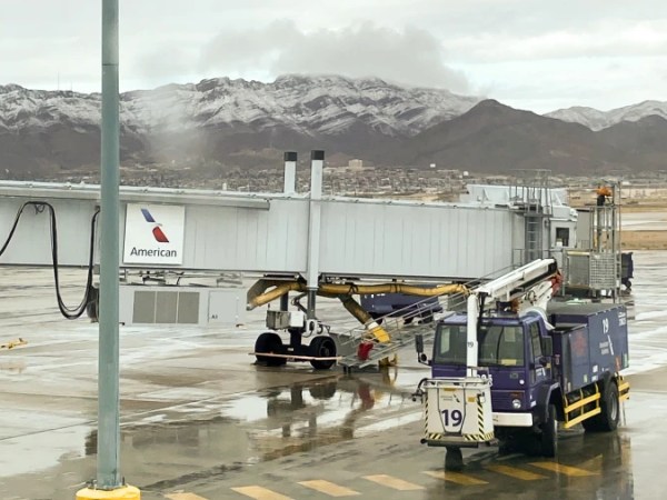 FAA reopens El Paso airport hours after saying it was grounding flights for 10 days